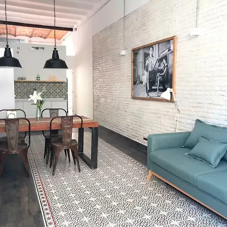 Stylish With Terrace For Couple Or Family Apartment