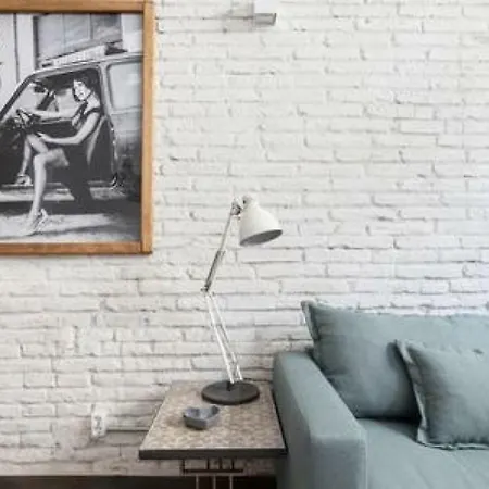 Stylish With Terrace For Couple Or Family Apartment Barcelona