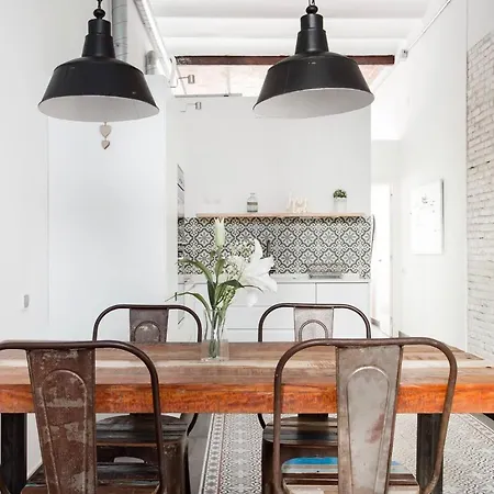 Stylish With Terrace For Couple Or Family * Barcelona