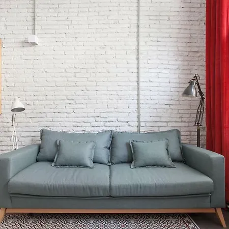 Stylish With Terrace For Couple Or Family Apartment *